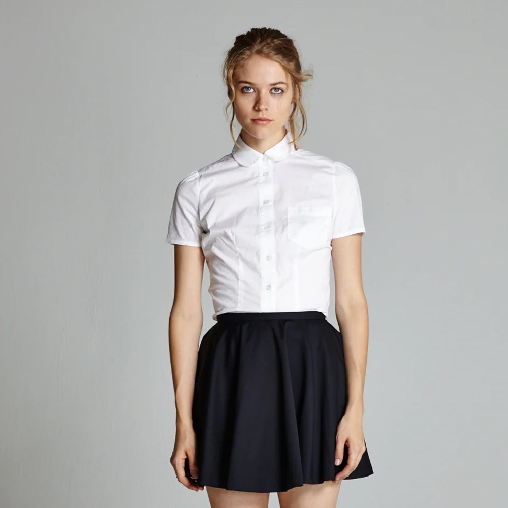 NWT L’ecole des Femmes Short Sleeve Peter Pan Collar Blouse - L